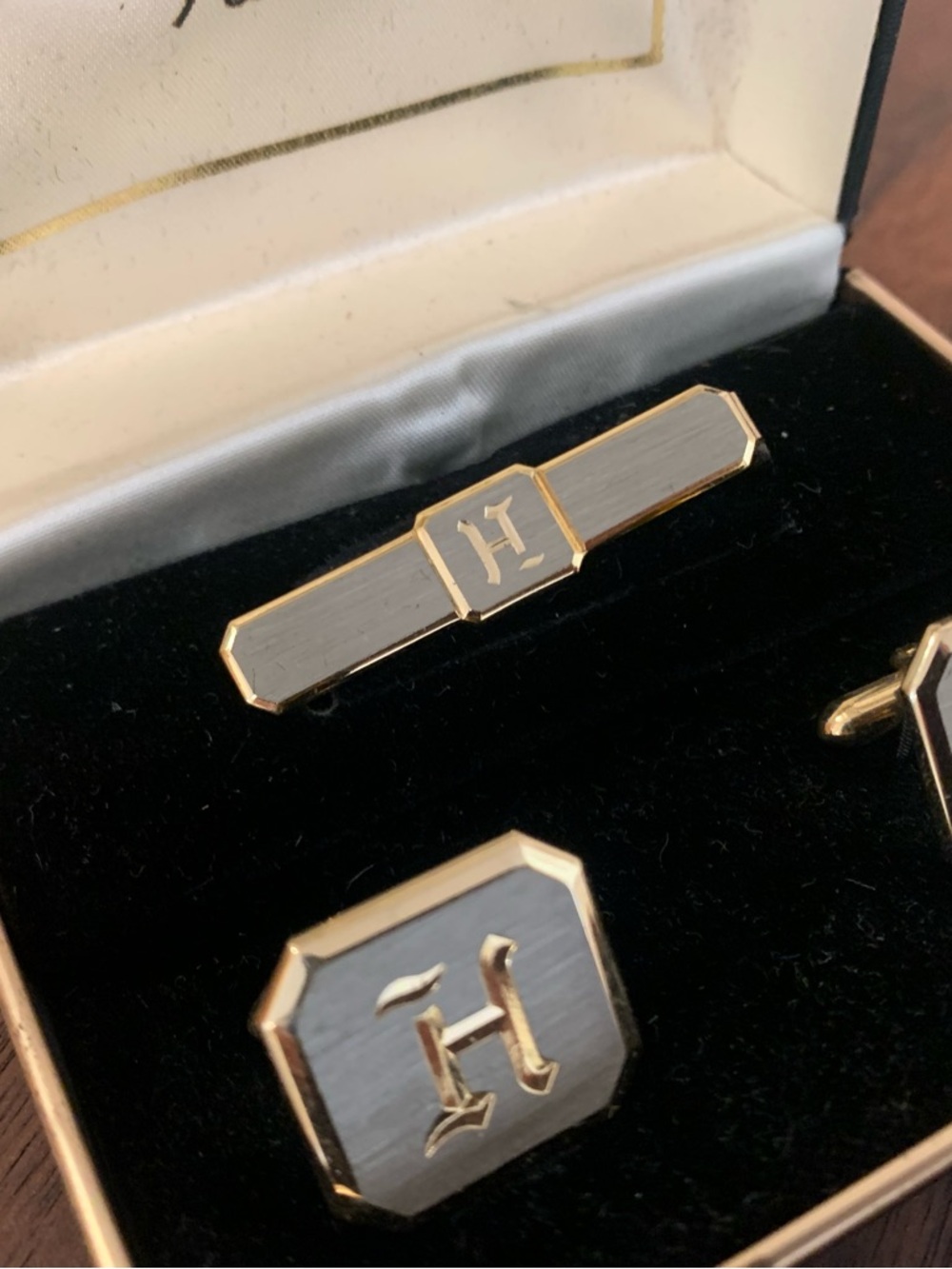 Vintage Swank cuff links and tie tack - Picture 2 of 3
